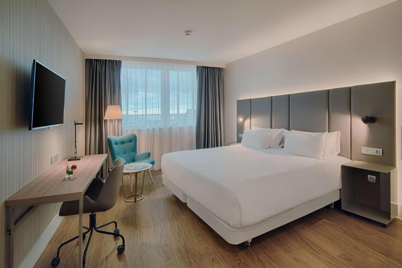 Nh Toulouse Airport 4*