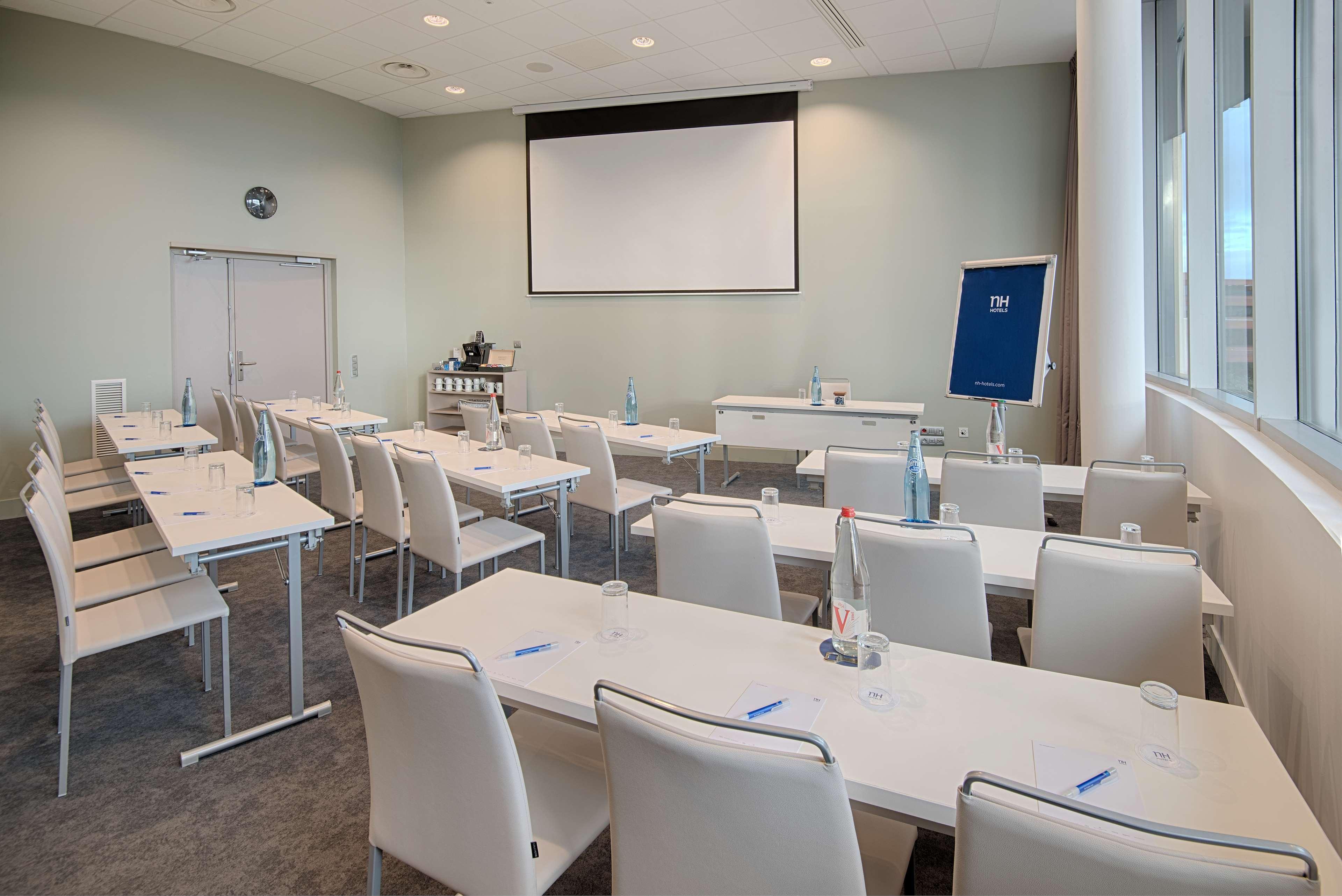 Hotel Nh Toulouse Airport 4*